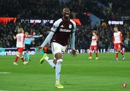 羽毛球赛事进入关键阶段