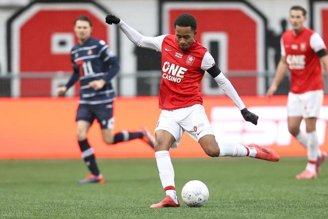 于精神层面 于精神层面