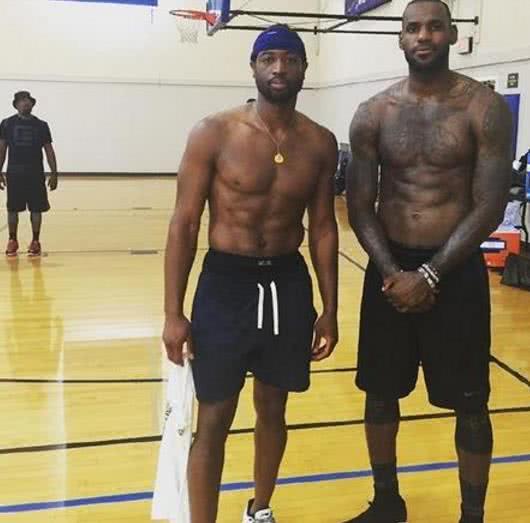 它涉及合同 它涉及合同