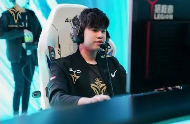 轮换策略的 轮换策略的